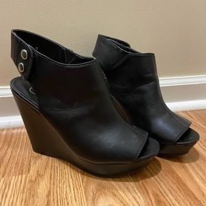 Candies booties - size 8